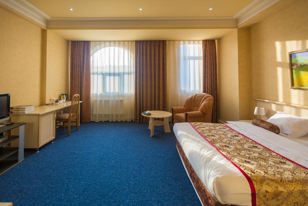 Caspian Palace Hotel 바쿠 외부 사진