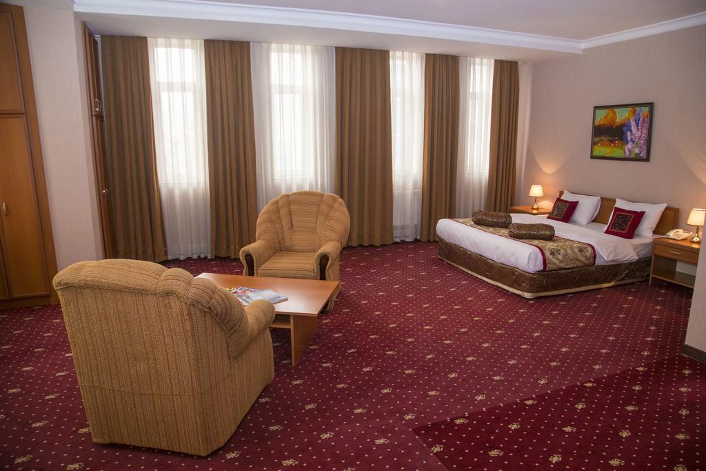 Caspian Palace Hotel 바쿠 외부 사진