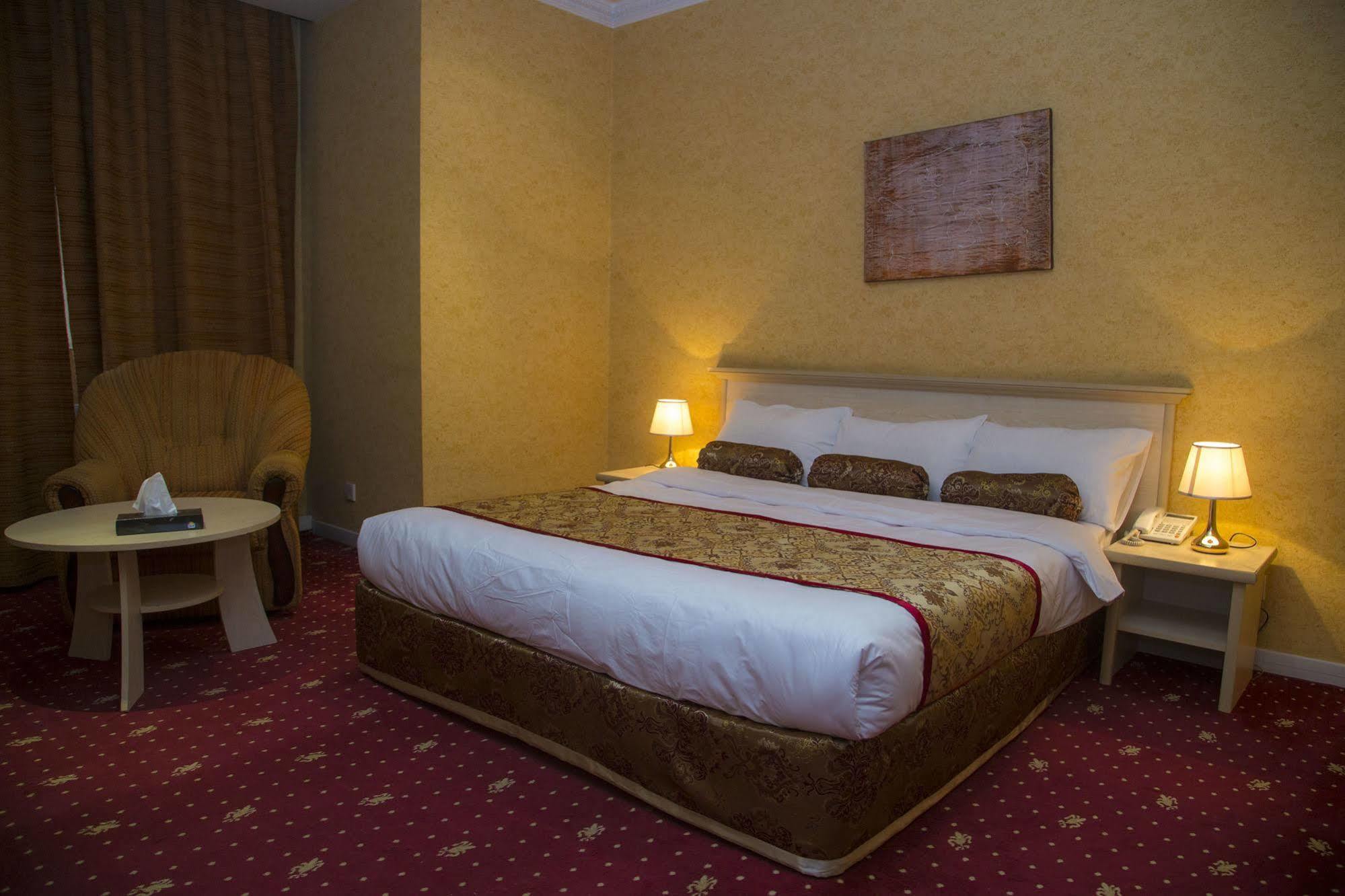 Caspian Palace Hotel 바쿠 외부 사진