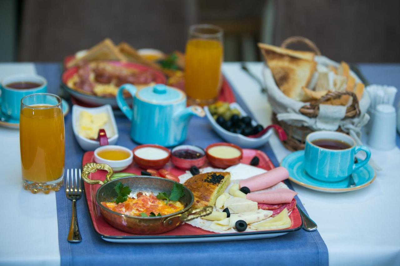 Caspian Palace Hotel 바쿠 외부 사진